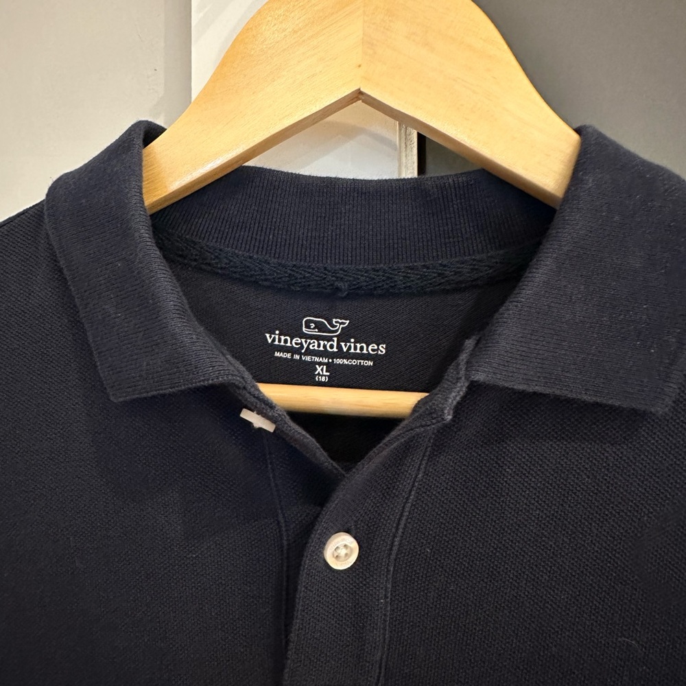 Navy vineyard vines polo XL